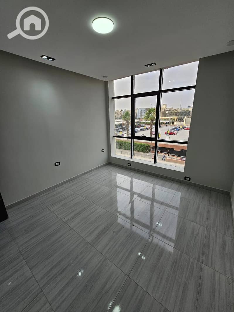 2 WhatsApp Image 2025-11-02 at 2.05. 31 PM (2). jpeg