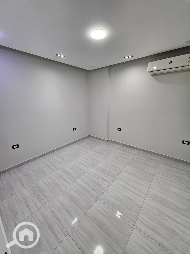 13 WhatsApp Image 2025-11-02 at 2.05. 29 PM. jpeg