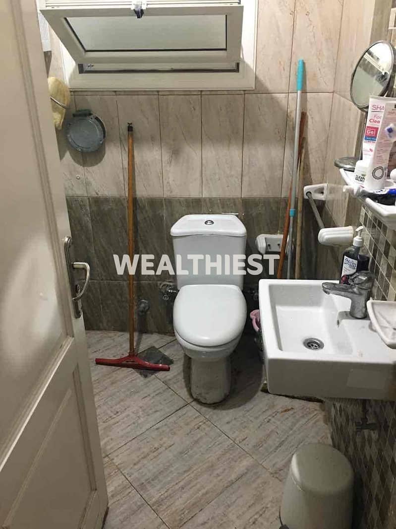 9 727de6ab-a40e-4b15-951c-6ed23f0c1d47. jpg