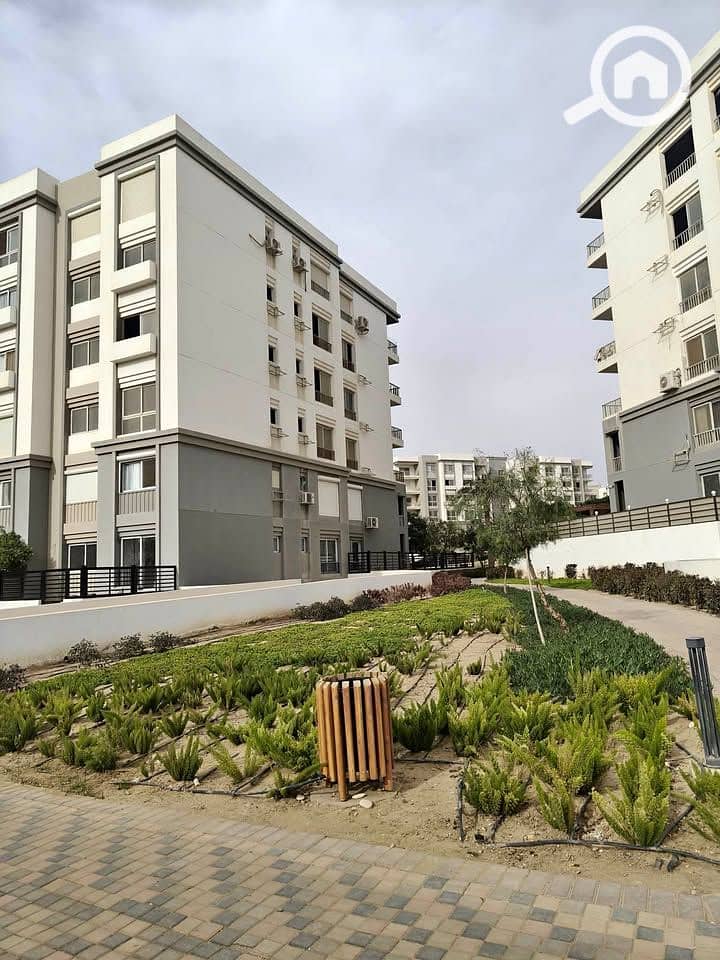 12 a93676fd-f087-4a31-8c2a-6339857ddfdd. jpg