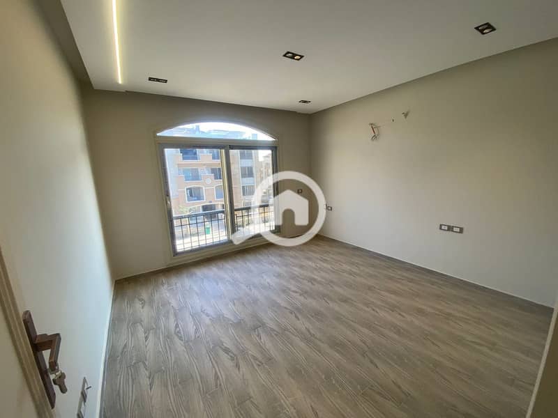 14 492043145_9311622065633147_1520765396926746102_n. jpg