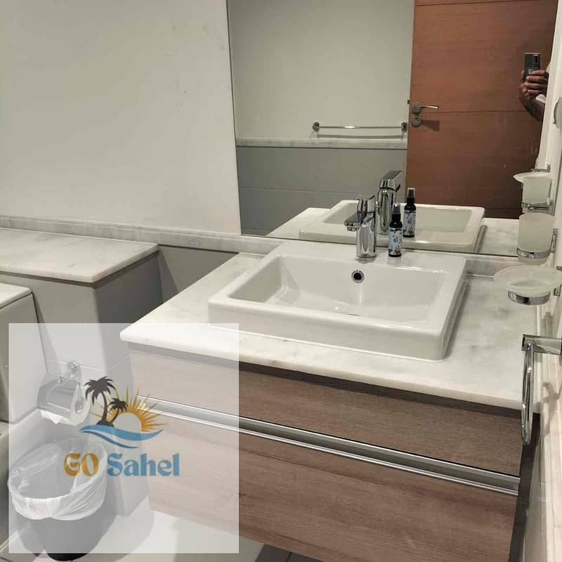 11 37e0c5af-ba6e-466a-be2f-872734caf0f9. jpg