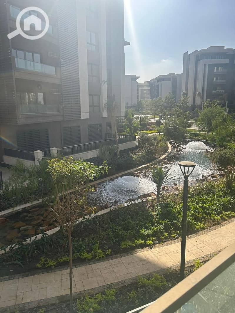 10 WhatsApp Image 2025-10-29 at 22.20. 47. jpeg