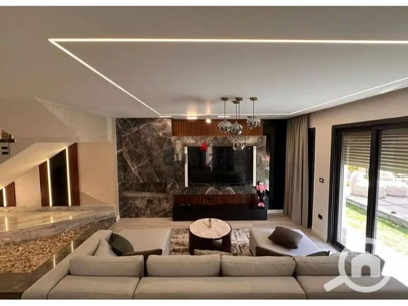 4 147827487-800x600. jpg