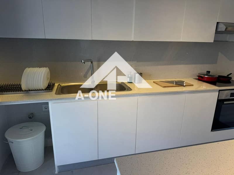 6 735f77d8-69ab-478b-b65b-dc991ae80e20. jpeg