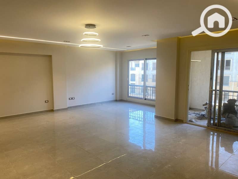 8 490708856_9311622298966457_6789709018685998557_n. jpg