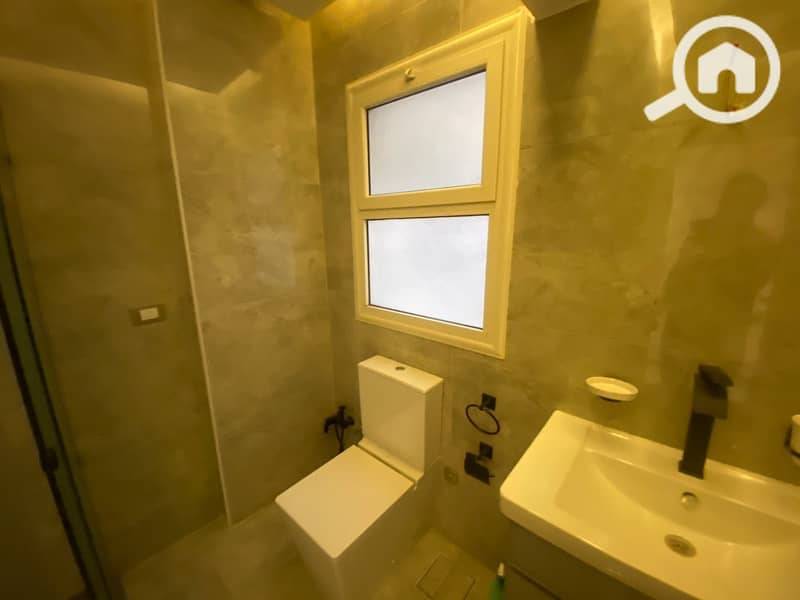 10 490734017_9311622358966451_129951436061814375_n. jpg