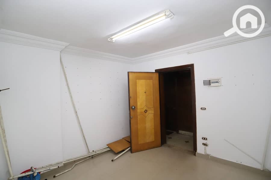 10 WhatsApp Image 2025-11-02 at 5.56. 11 PM. jpeg