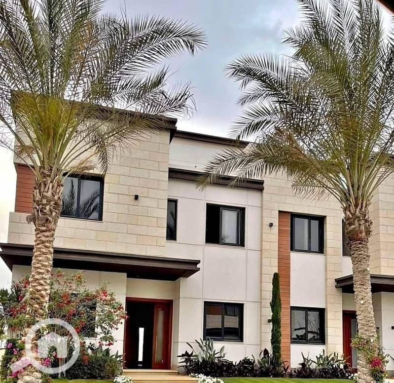 9 555759210_122134178510930285_4827107853504573914_n. jpg