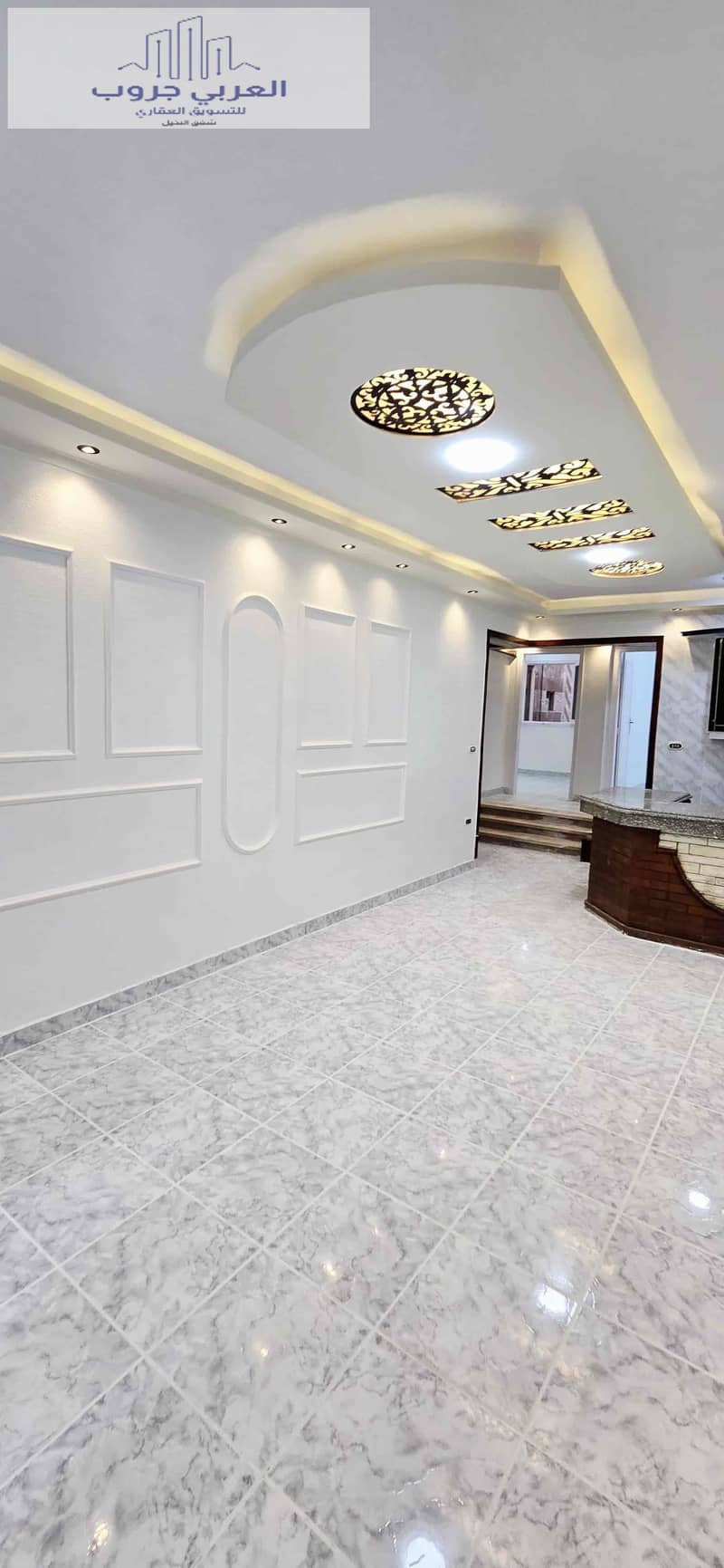 2 d25bb952-6e8d-48c1-a38c-e9afef967e63. jpg