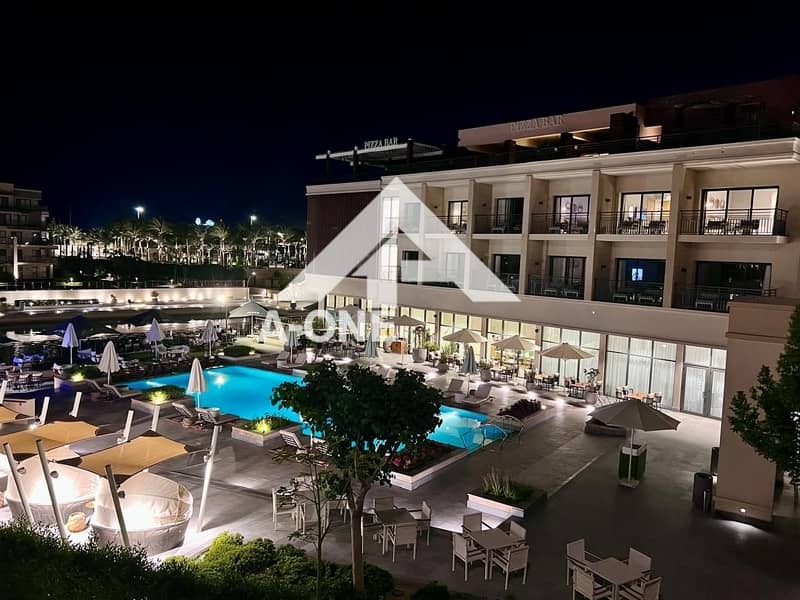 2 8ac6d242-bcc3-405e-ba52-2c5001513f28. jpeg