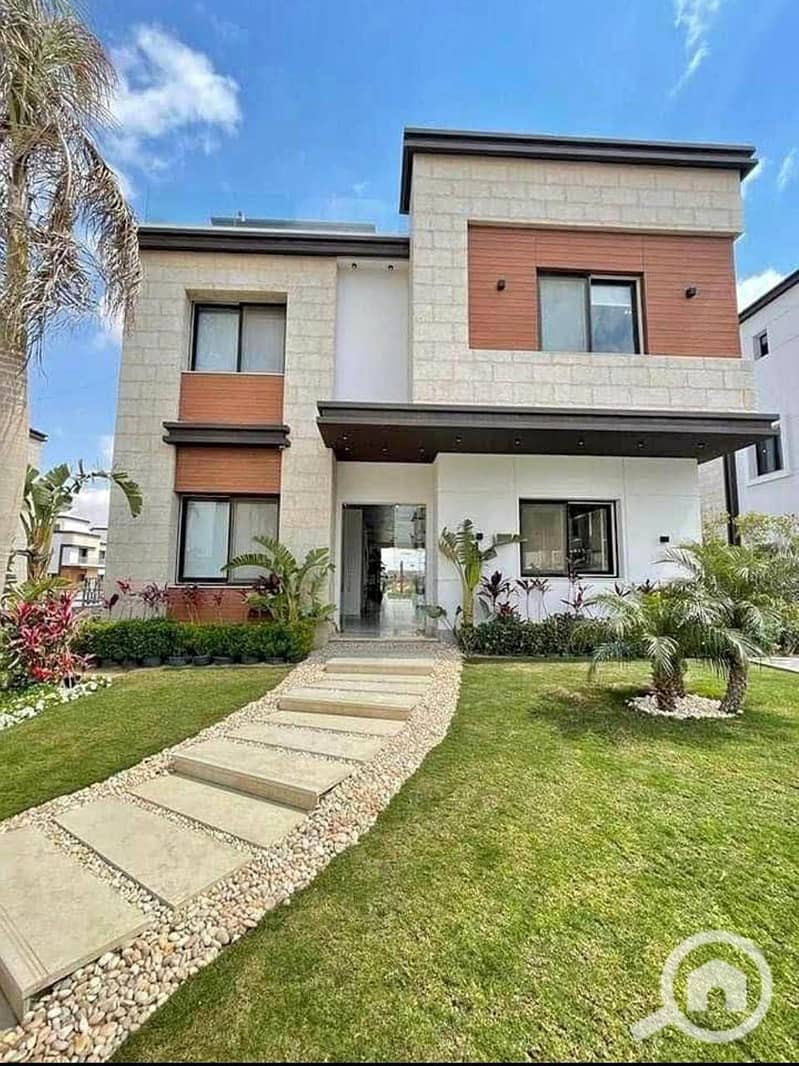 9 556887604_122134178456930285_654771690471424699_n. jpg