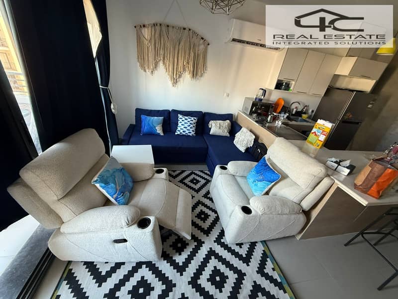 2 WhatsApp Image 2025-11-02 at 06.20. 06. jpeg