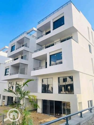 3 Bedroom Flat for Sale in 6th of October, Giza - 560549912_4245539169058390_3860164750239904015_n. jpg