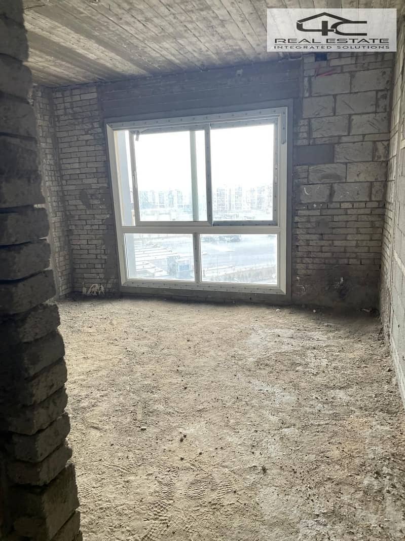 6 WhatsApp Image 2025-11-02 at 23.24. 10 (1). jpeg