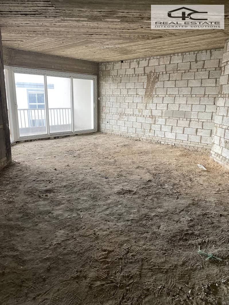 7 WhatsApp Image 2025-11-02 at 23.24. 10. jpeg