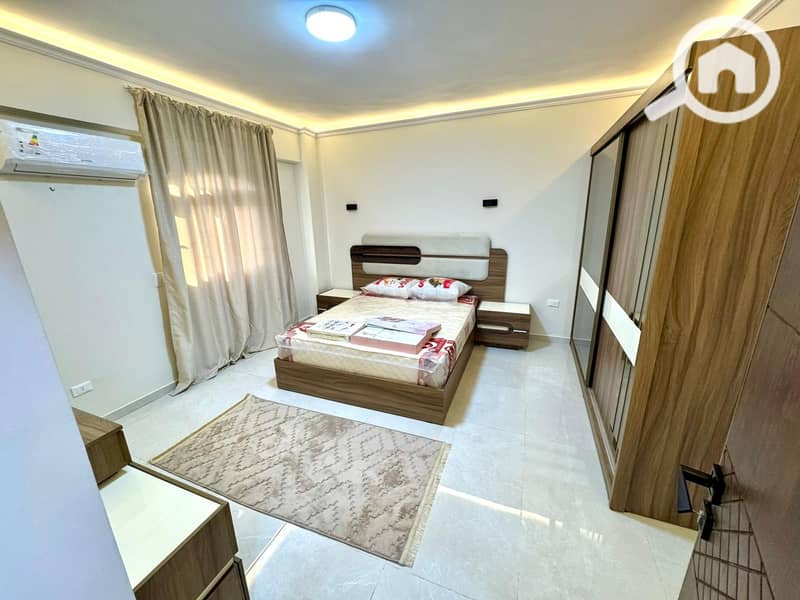 6 1d2c4f2b-2780-435f-912e-7c4a80cc3a13. jpg