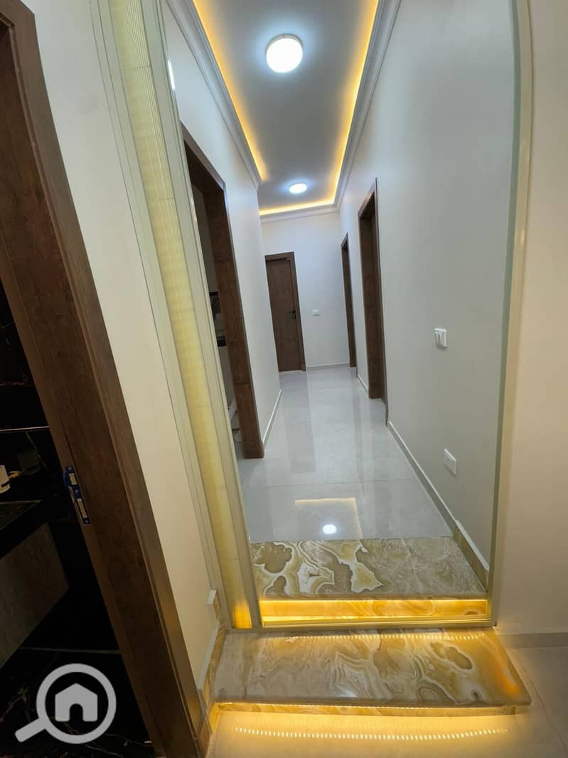 13 a51c6b71-a037-4fdc-b862-77b96bd7ef95. jpg