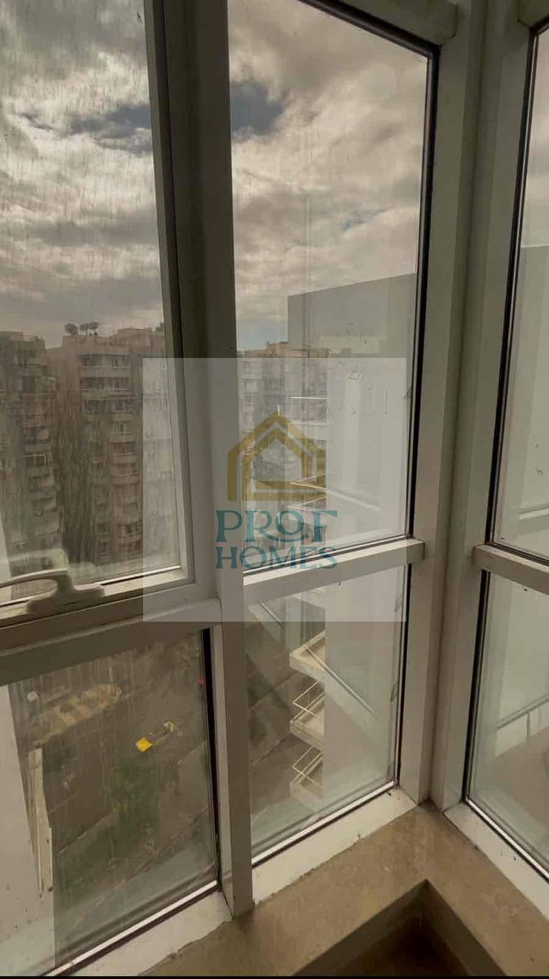 2 91f4f2ca-db83-46f6-a37c-7045468f58fd. jpg