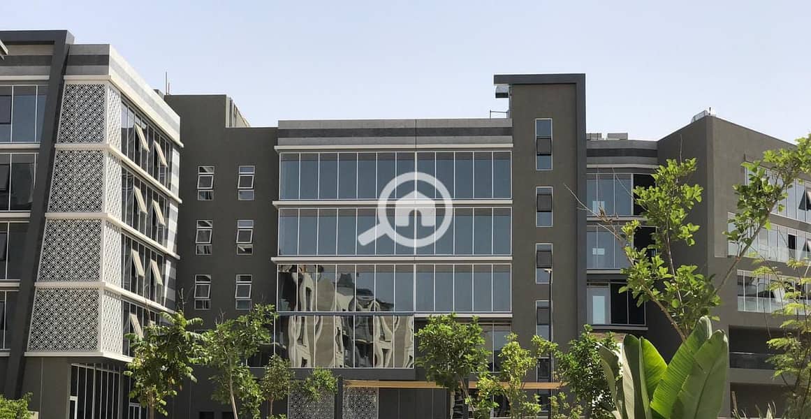 4 79e735d7-4115-41c2-9a93-1024eff89036. jpg