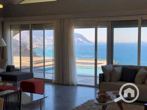 6 802a2b47-6d70-4059-8968-438b87dc584b. jpg