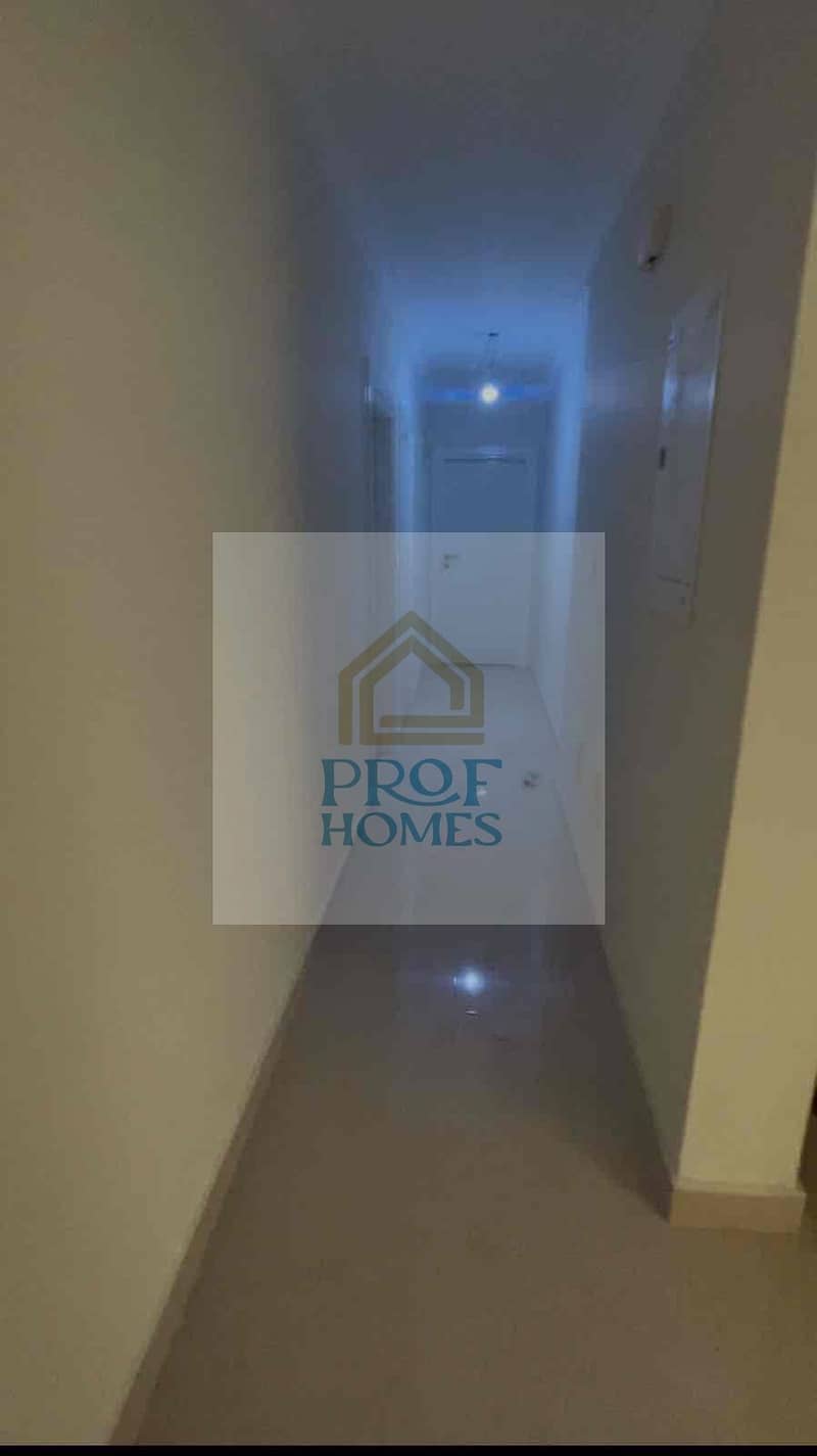 4 b487d630-4627-487a-9443-37b4fa69b270. jpg