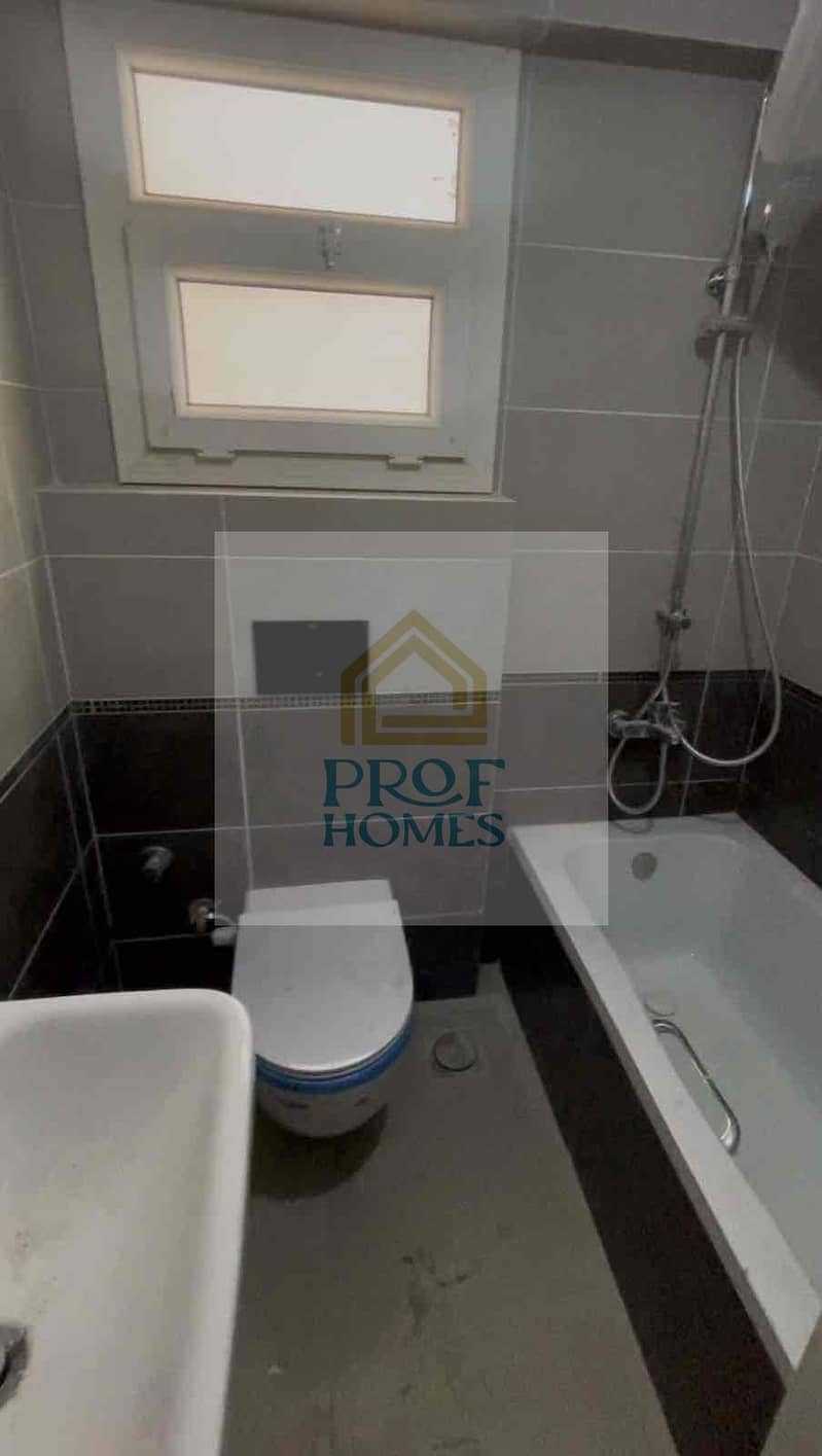 8 40b76132-9f6e-445a-845c-410dd4a95e34. jpg