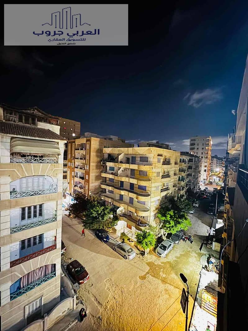 3 10bf3876-ea4c-42d6-a02c-5d31b787a86c. jpg