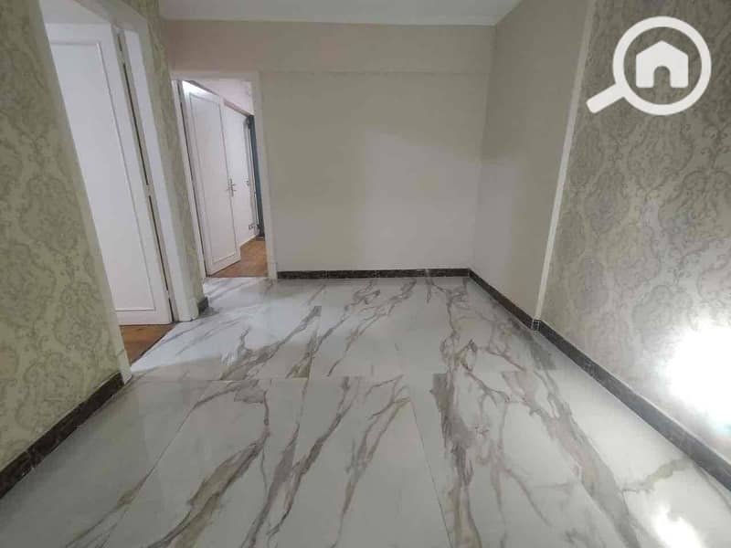 3 a052afd7-1bae-497b-8f40-6586c7942e83. jpg