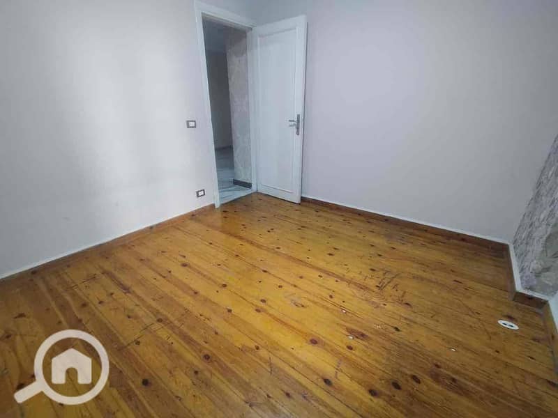 10 db87af02-baa2-4e7f-891e-dd5a7c030818. jpg