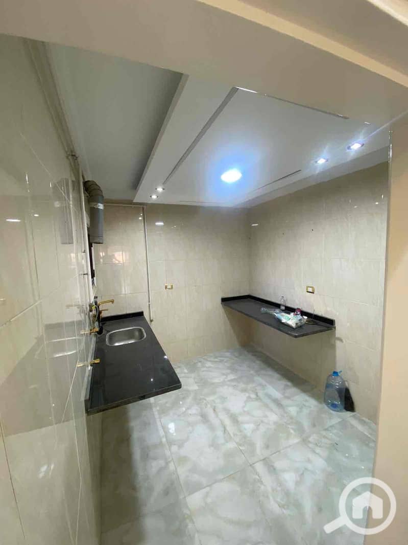 9 17d99e32-2555-47ff-ab8e-2b811584dd71. jpg