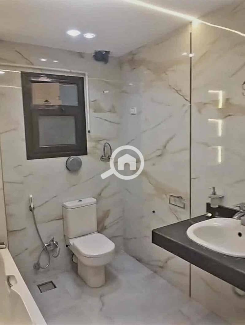 5 86299f2a-4a6c-4370-b8e2-ae94ae2aac48. jpg