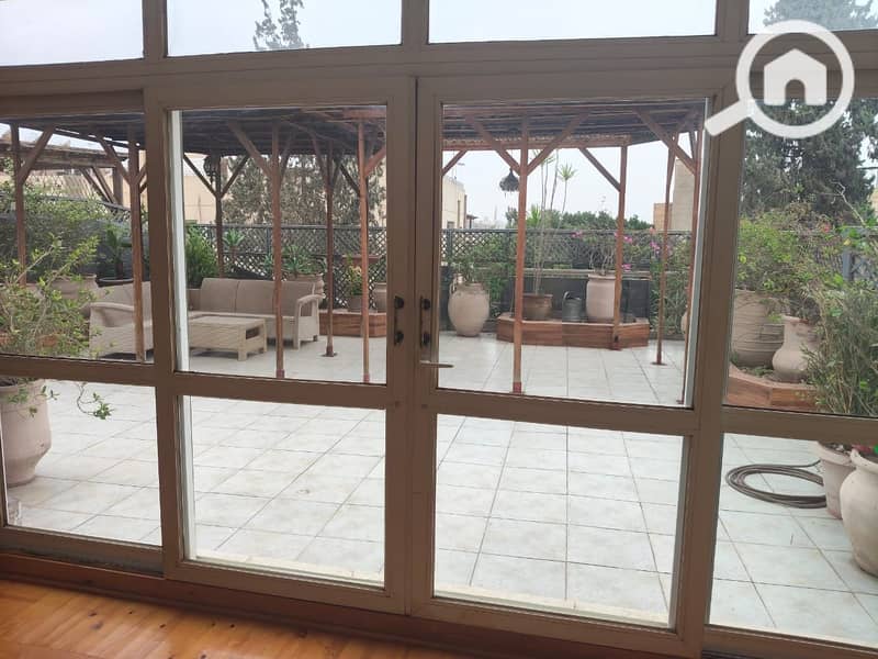 3 7445e898-a3a7-49b1-86c8-6bdd1a731e92. jpeg