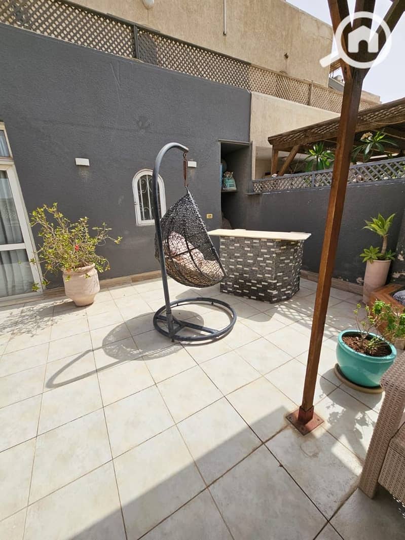 8 bb737843-7459-47d4-8d0d-089a1fe6ba72. jpeg