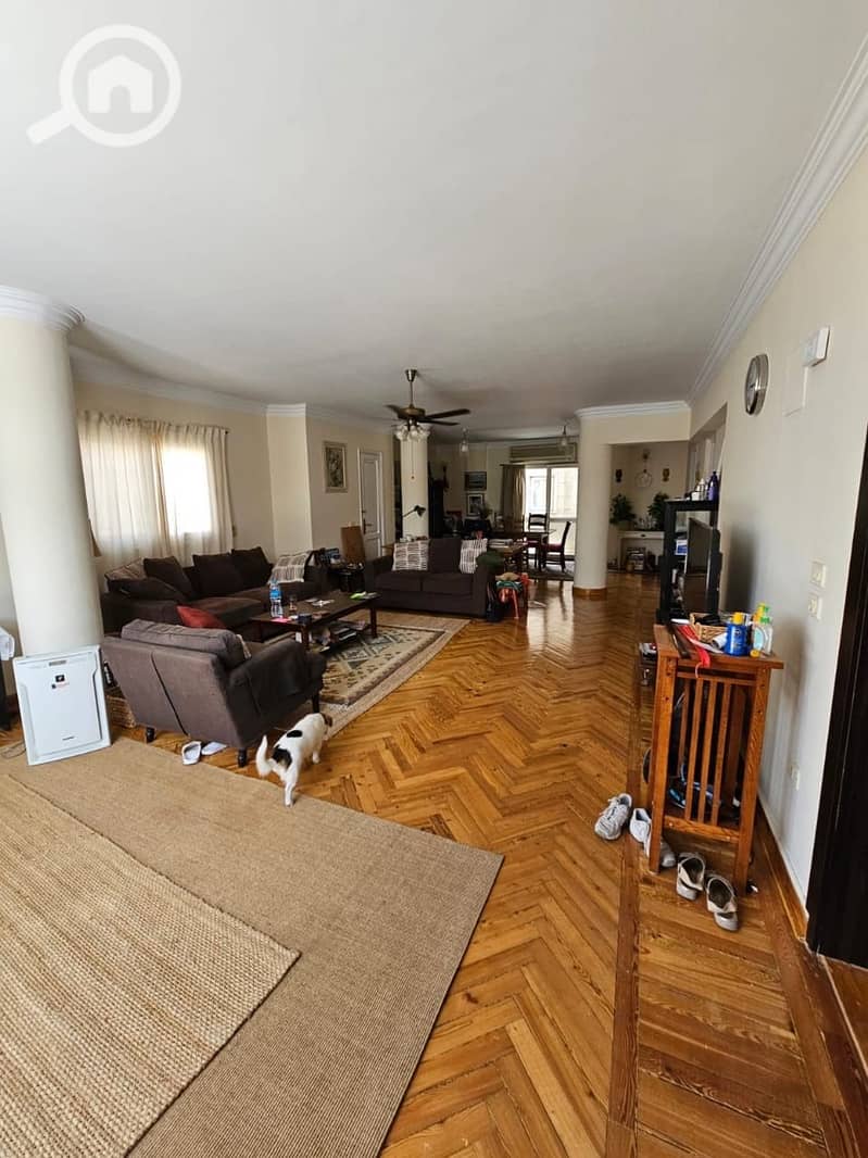 9 2e398605-b2b5-42ab-9234-e20cd5209903. jpeg