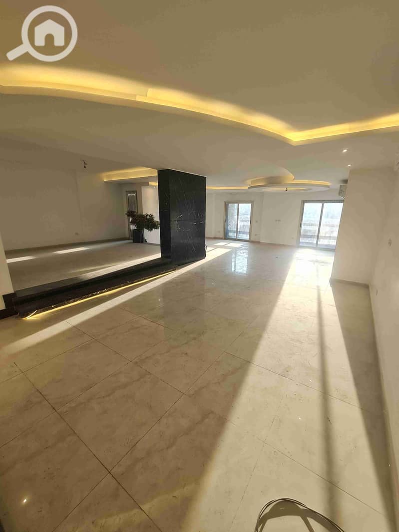 1000168801. jpg 1000168801. jpg