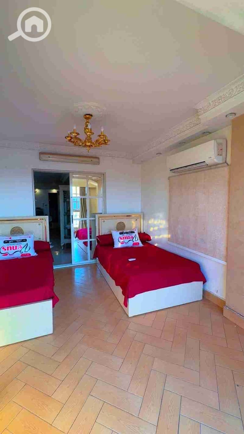 1000093902. jpg 1000093902. jpg