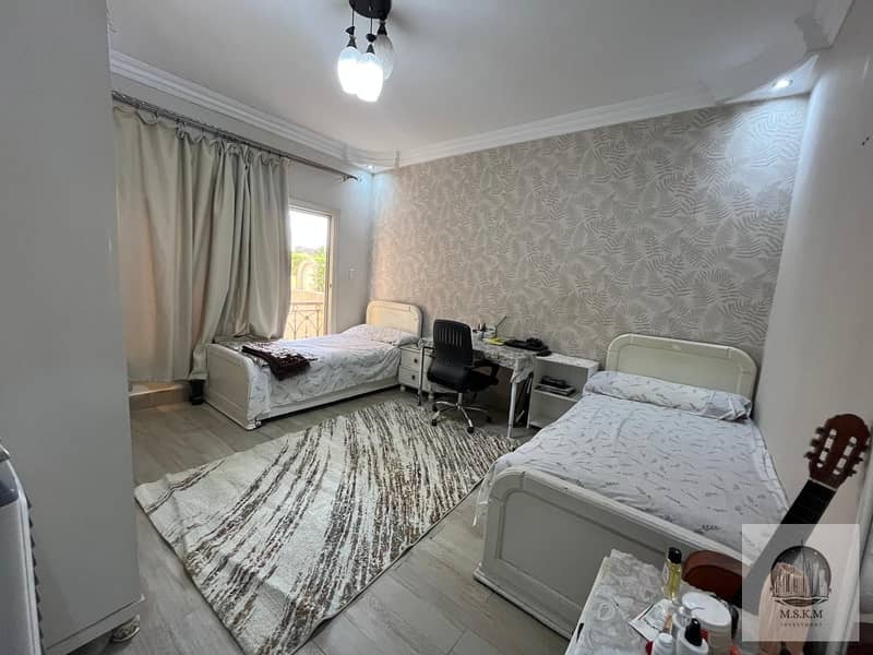 6 c8174c89-5716-4484-9db3-8ddbeb2c44c9. jpeg