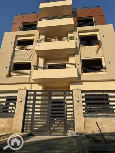 11 Bedroom Villa for Sale in 6th of October, Giza - df40d9dd-5131-4a4d-82cb-8d9e0171c14e. jpg