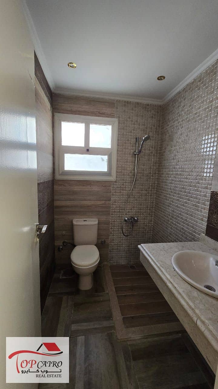 7 6b1011d5-9398-4a73-b0e6-28b9b9e6ec8e. jpeg