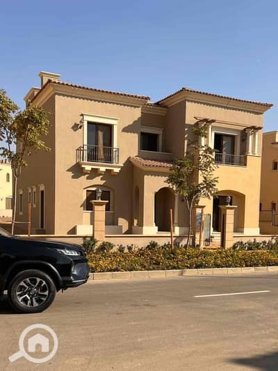 5 Bedroom Villa for Sale in New Cairo, Cairo - 752fe81e-6c18-4c3e-b869-b1792d758908. jpg 5 Bedroom Villa for Sale in New Cairo, Cairo - 752fe81e-6c18-4c3e-b869-b1792d758908. jpg
