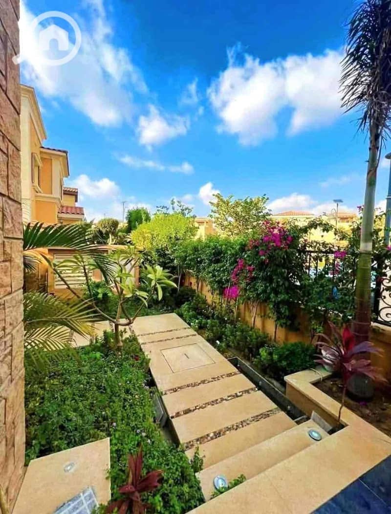 5 ea5602c5-de93-4356-ae89-3a6586afa79c. jpg