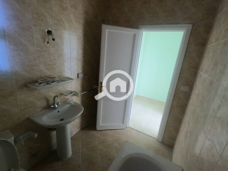 6 WhatsApp Image 2025-11-01 at 12.53. 28 PM (1). jpeg