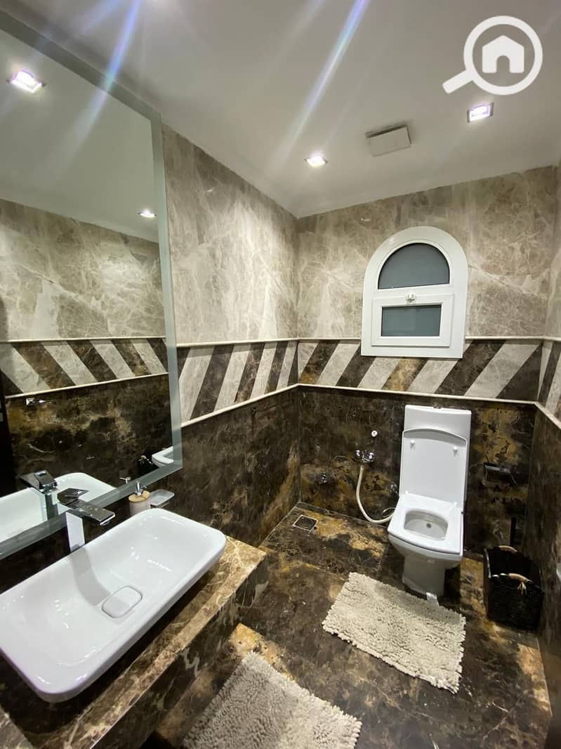 7 15246741-eb53-4af1-bcf7-3b4b32ed8739. jpeg