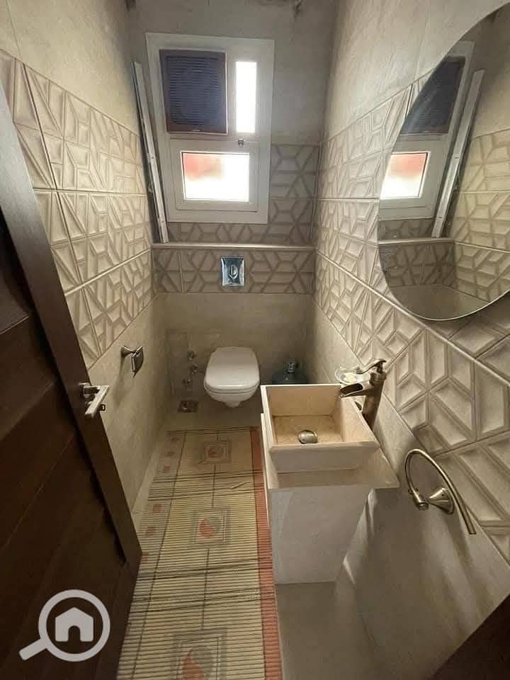 9 a3b82803-4b02-439b-825f-f0b6471fde35. jpeg