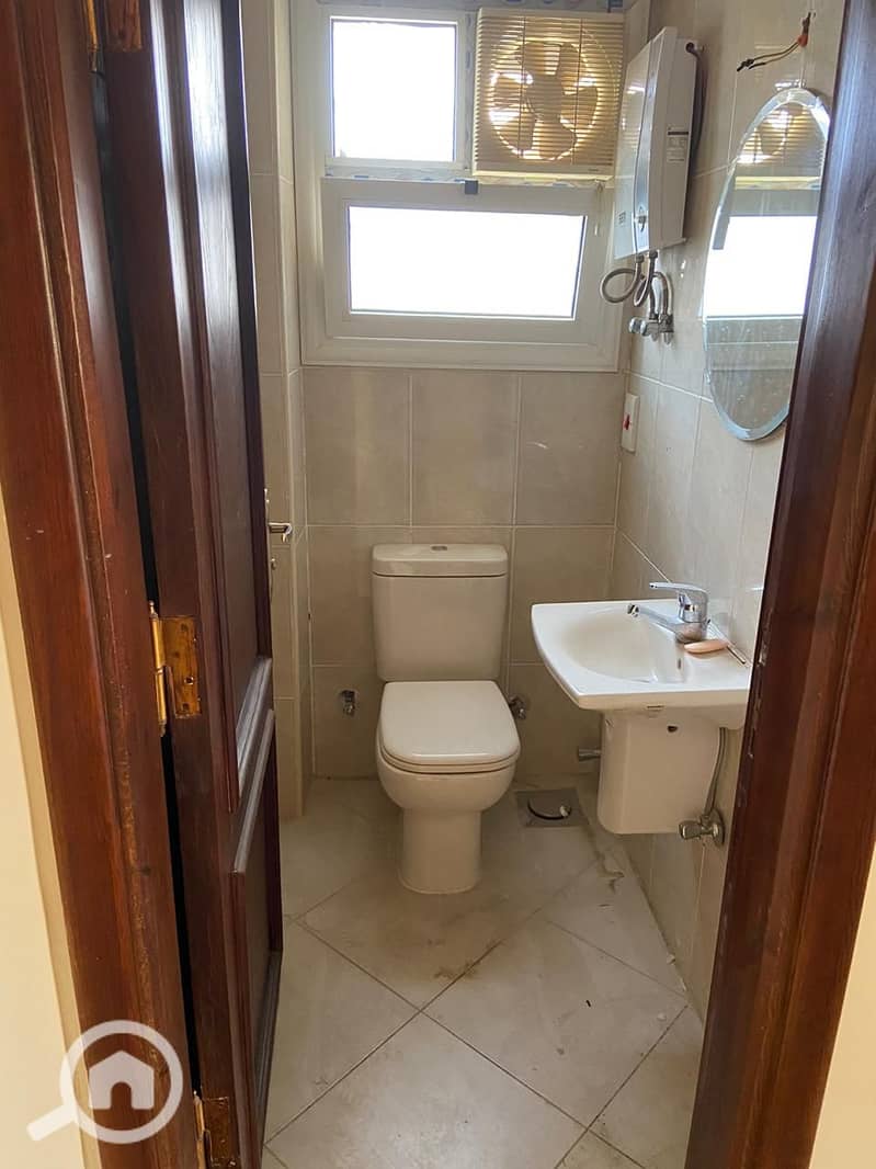 4 WhatsApp Image 2025-11-03 at 9.35. 11 AM. jpeg