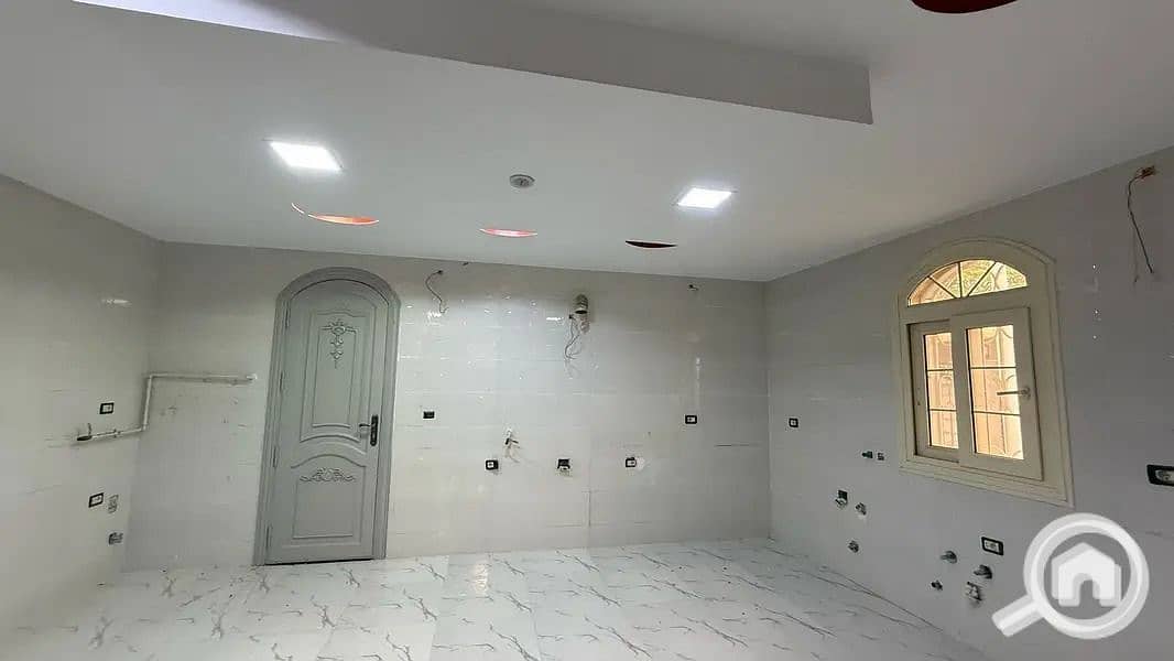 2 3f78e20e-4063-416e-b264-1de310848780. jpeg