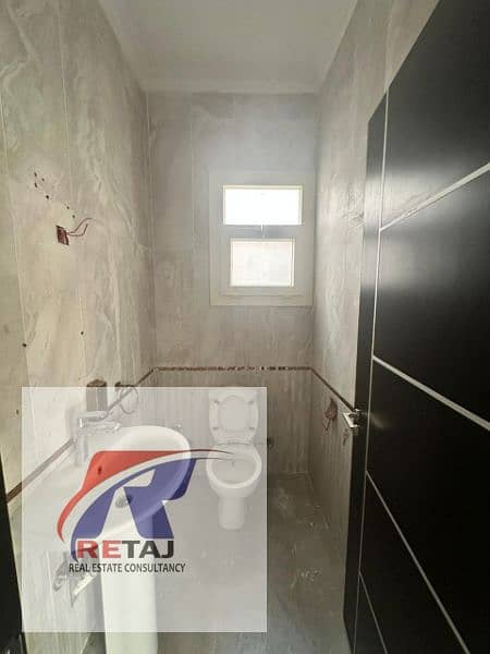 10 WhatsApp Image 2025-11-02 at 12.39. 09 PM. jpg