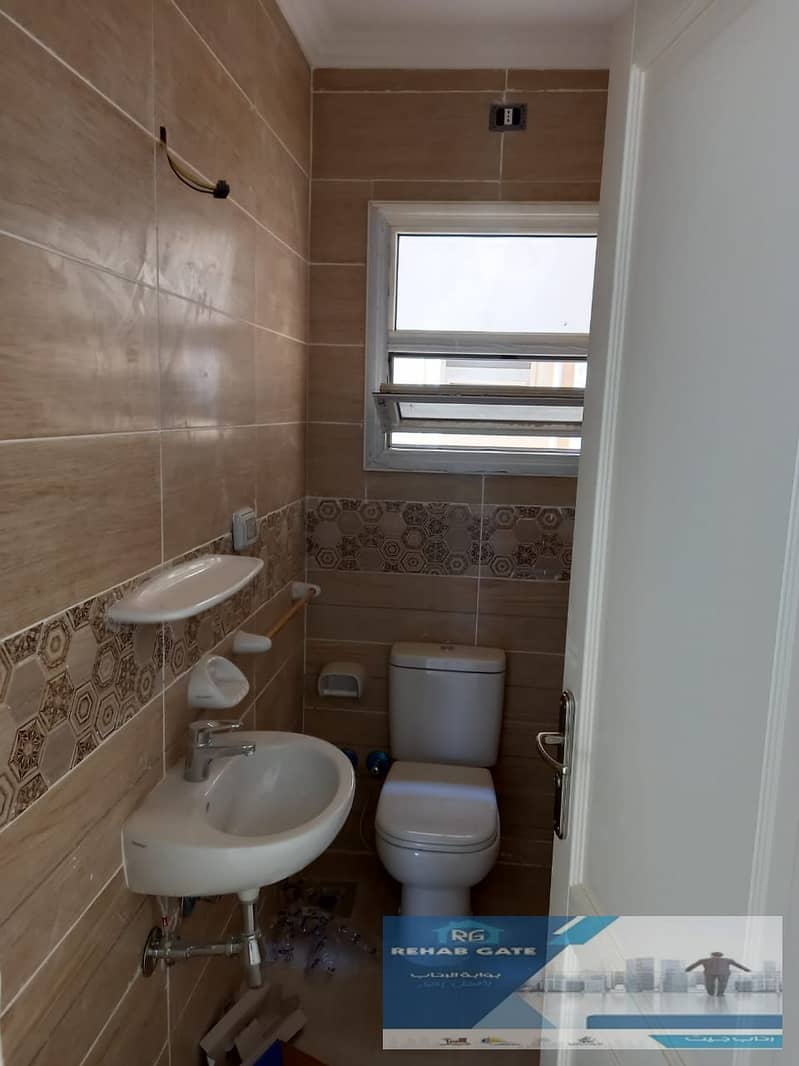 8 WhatsApp Image 2025-11-03 at 9.52. 56 AM (1). jpeg