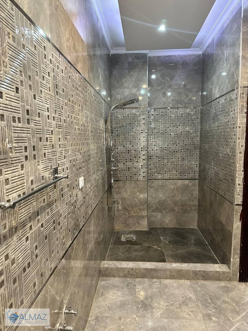 11 WhatsApp Image 2025-11-02 at 4.11. 56 PM. jpeg